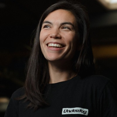 Laura Chavigny, Underdog