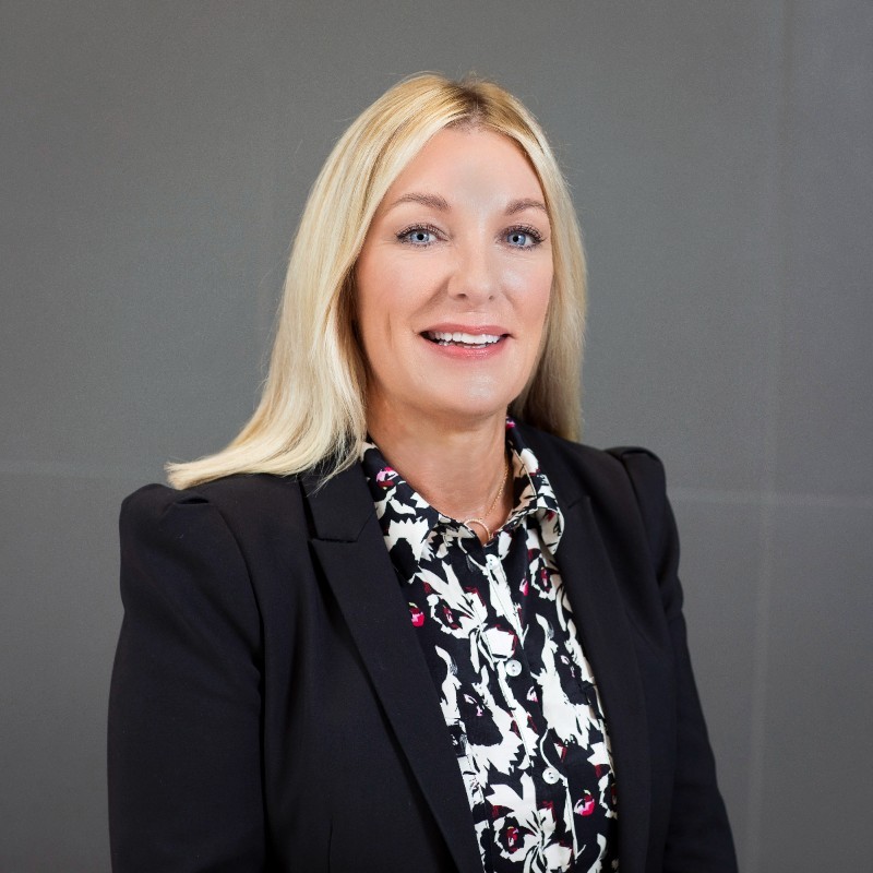 Marguerite Brosnan, Axa