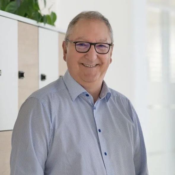 Thierry Soret, Sixaxe