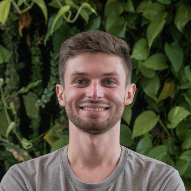 Thibault Kibler, Atypique