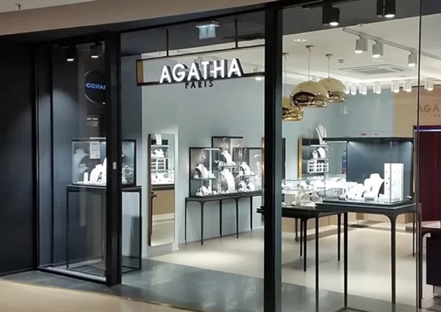 © Agatha