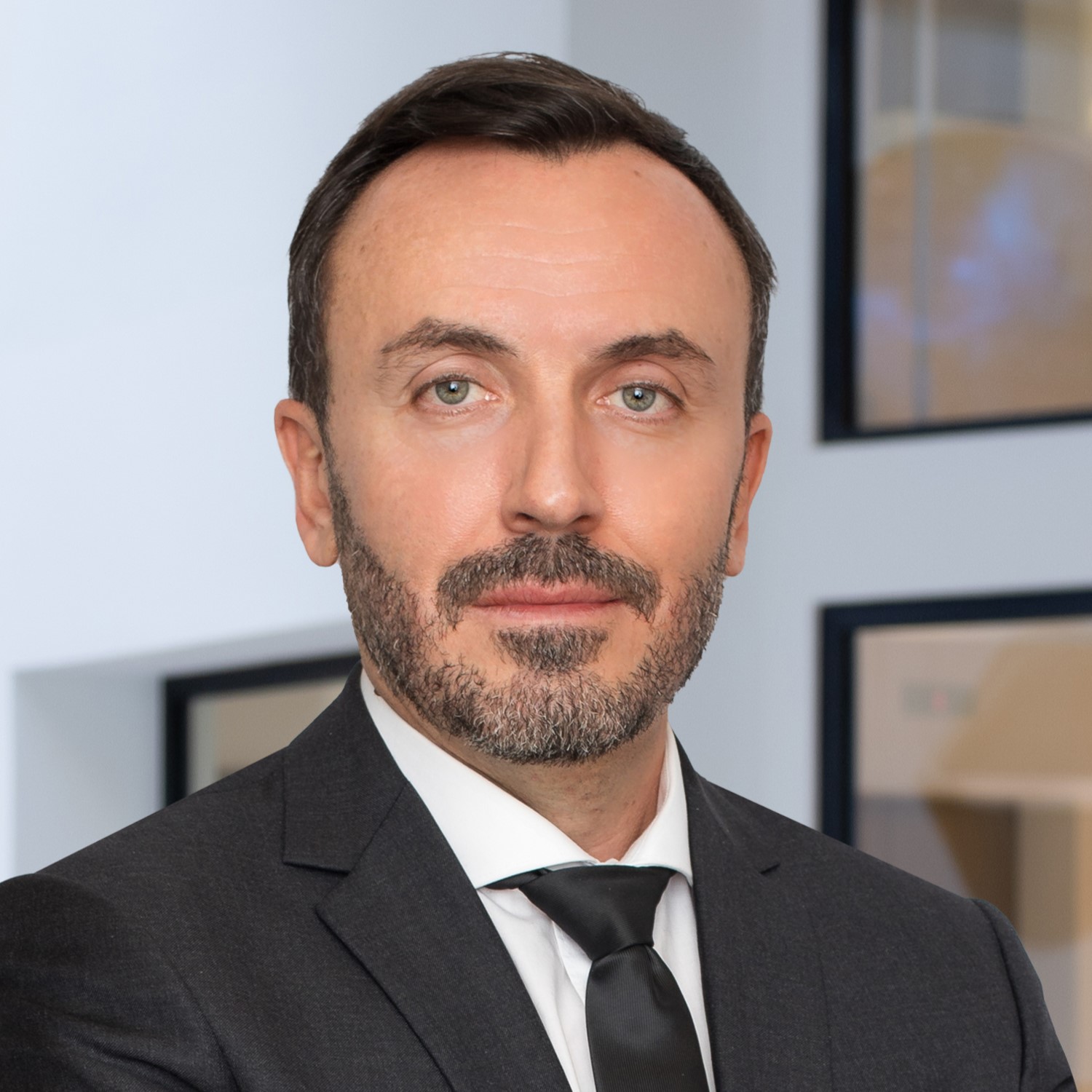 Damien Luqué, BCLP