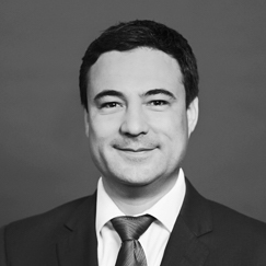 Richard Apfelbacher, Sienna Real Estate