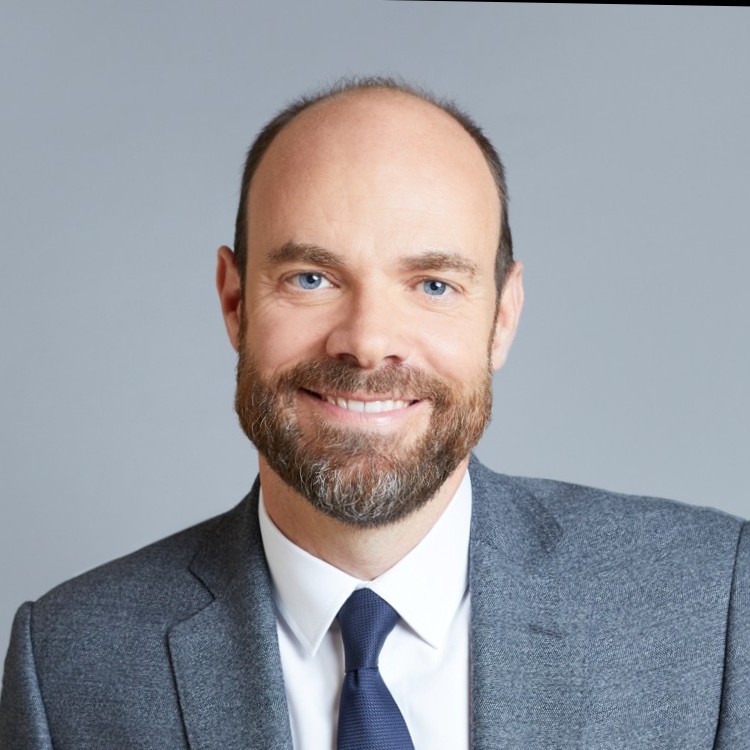 Frédéric Cézard, Groupe Hexagone