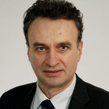 Andrzej Garlikowski, Cemom