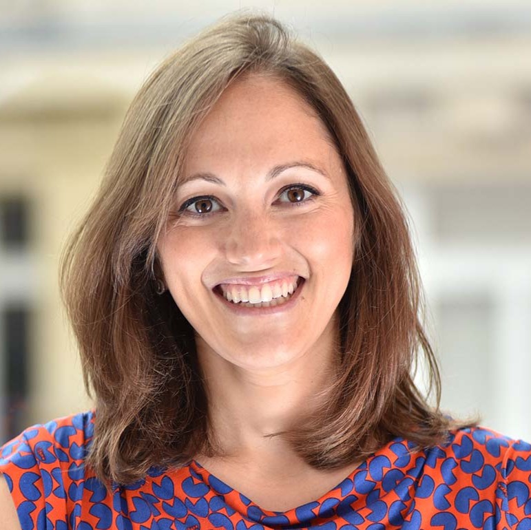 Delphine Bourrilly, L'Oréal