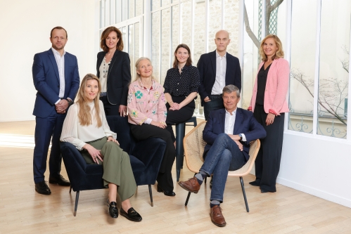 © Raise, de gauche à droite, rangée du haut : Mathieu Blanc, Sophie de Fontenay, Stéphanie Pinot, Stéphane Pesqué, Aglaé Touchard Le Drian ; De gauche à droite, rangée du bas : Alexandra Dupont, Clara Gaymard et Gonzague de Blignières.