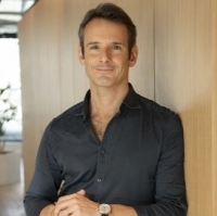Julien-David Nitlech, Iris 