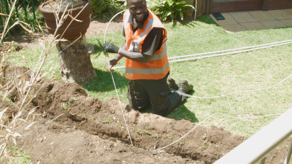 Ce nouvel investissement dans l’opérateur sud-africain MetroFibre Networx confirme l’engagement de STOA en faveur du déploiement d'une connectivité abordable, fiable et rapide sur le continent africain. - © STOA