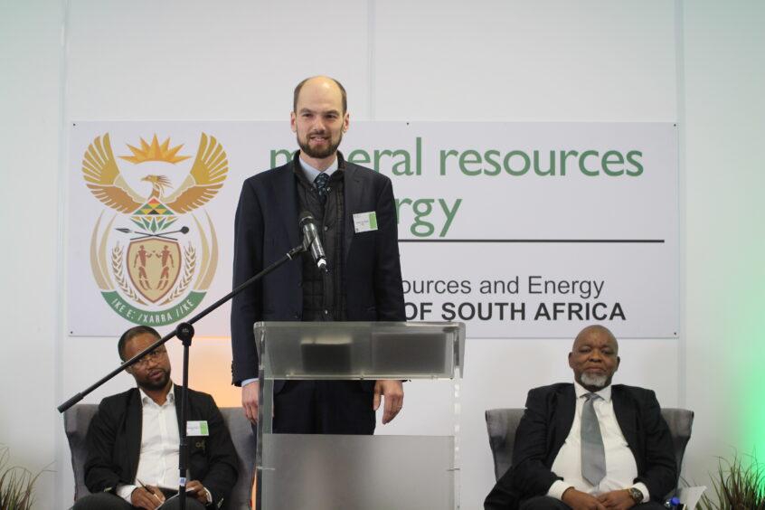 © Signature projets Koruson 1 en Afrique du Sud avec le CEO Tristan de Drouas, EDF Renouvelables