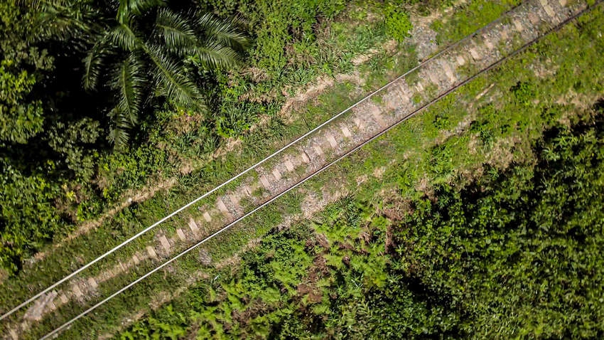 Le Transgabonais, exploité par la Setrag au Gabon. © Eramet
