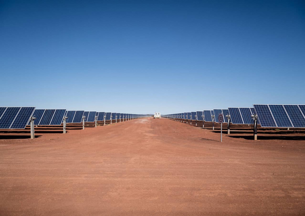 La nouvelle centrale solaire de Neoen injectera son électricité au niveau de la principale sous-station de transport-distribution de la région nord du Mozambique, à Metoro. - © Neoen