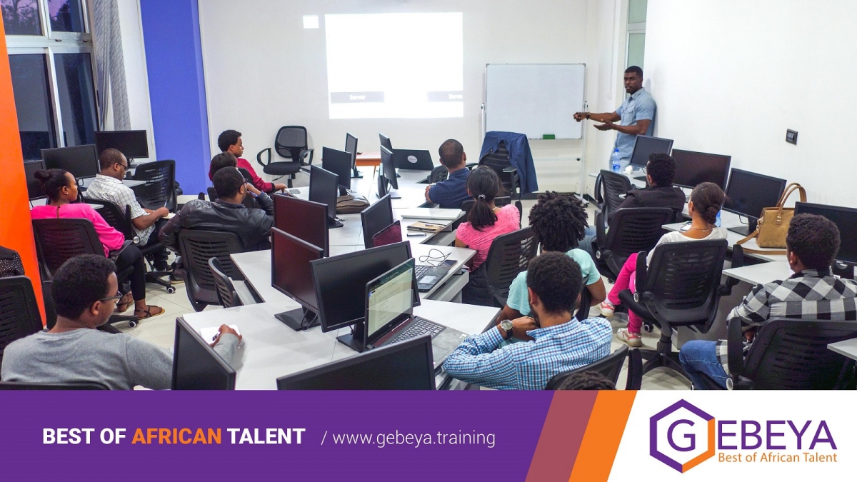 Découvrant qu'un nombre infime d'Africains travaillaient pour les entreprises technologiques américaines basée en Pennsylvanie, Amadou Daffe a décidé d'aller sourcer les talents informatiques du continent africain pour les mettre en relation avec lesdites entreprises :  c'est ainsi qu'est né son premier projet Coders4Africa, qui a ensuite débouché en 2016 sur la création d'une entreprise au modèle plus ambitieux. - © Gebeya