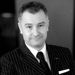 Frédéric Espinosa, P.B.C. Professional Beauty Consulting