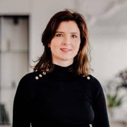 Clémence Marolla, Blast