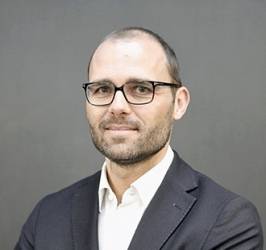 Olivier Goy, October