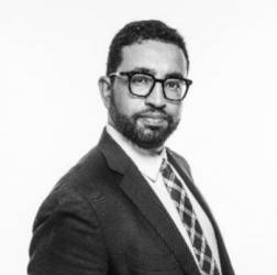 Tarik Saadallah, Pax Corporate Finance