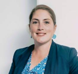 Camille Le Roux Larsabal, Epopée Gestion