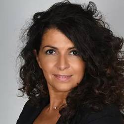 Anna-Christina Chaves, Key Lawyers Anna-Christina Chaves, Key Lawyers