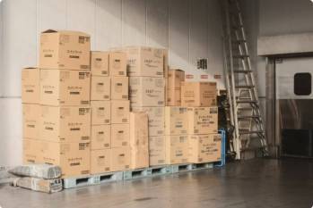  YouStock est spécialisée dans le stockage pour les particuliers. 