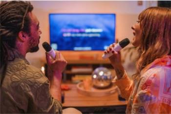 KaraFun chante en trio avec des belges