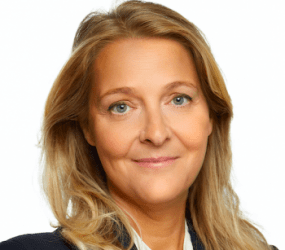 Sabina Comis, Dechert