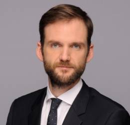 Arthur Sauzay, Allen & Overy