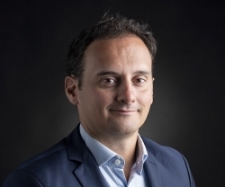 Alexandre Carrot, Hi Inov