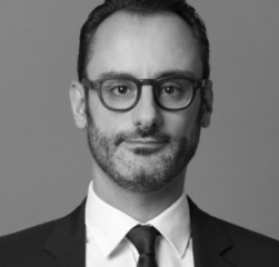 Edouard Thomas, Herbert Smith Freehills