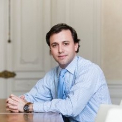 Hadrien de Bardies, Advent International