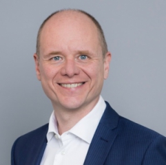 Peter De Bley, Eight Advisory