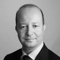 Tarik Ouahmed, Oliver Wyman