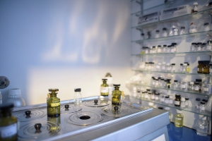 Créations & Parfums UNE