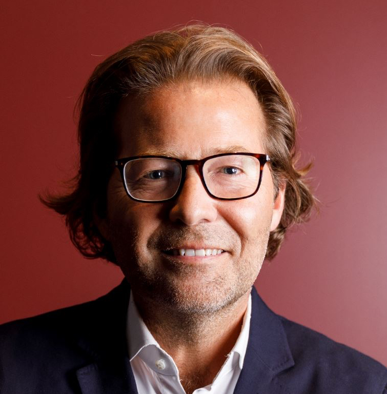Fabrice Lombardo, Gereje Corporate Finance