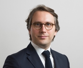 Gregory Moore, Keren Finance