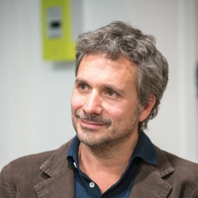 Julien Tchernia, Ekwateur